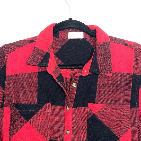 Maurices 100% Cotton Relaxed Fit Red Black Plaid Button Down Shirt Medium Women - Picture 3 of 11
